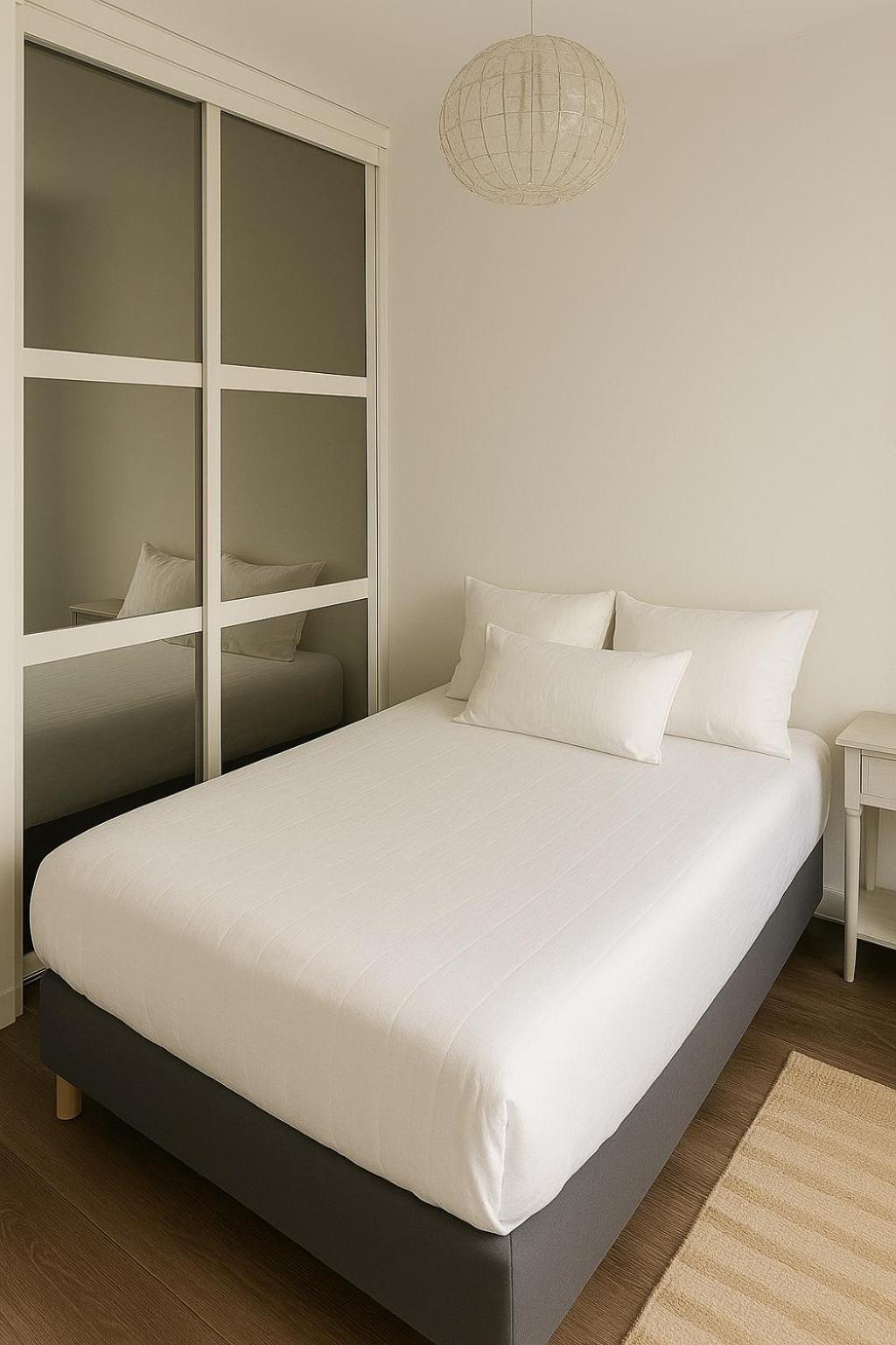 Le Petit Nid Urbain Apartment ลูวาลัวเปแรต์ ภายนอก รูปภาพ
